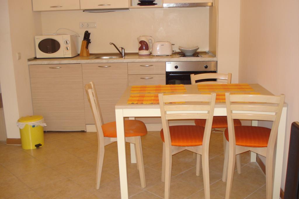 Royal Sun - Sunny Cove Apartment Napospart Kültér fotó