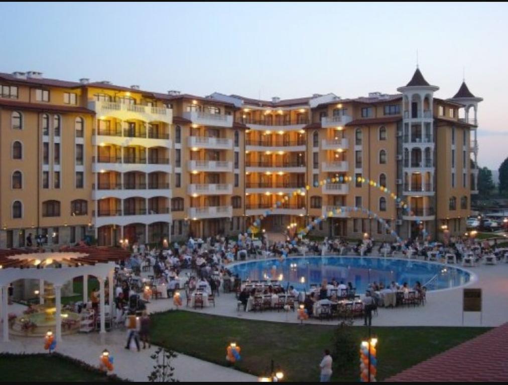 Royal Sun - Sunny Cove Apartment Napospart Kültér fotó