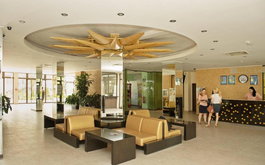 Royal Sun - Sunny Cove Apartment Napospart Kültér fotó